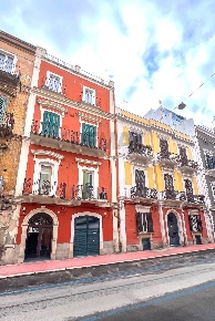 Foto Appartamento in Via Garruba 84, Bari Murat di 40 m² con 1 locali