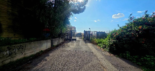 Foto Posti auto in via litteri 90, Aci Castello Centro di 45 m² in vendita