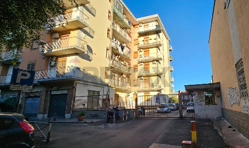 Foto Magazzino in Via del Bosco 324, Catania Barriera - Leucatia di 60 m²