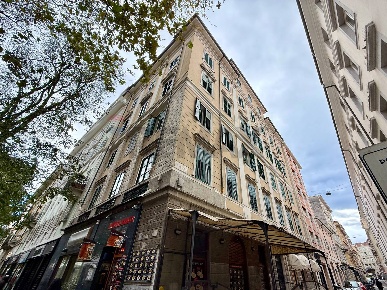 Foto Appartamento in VIA DEL TORO 2, Trieste Borgo Teresiano di 80 m²