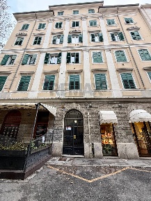 Foto Appartamento in VIA DEL TORO 2, Trieste Borgo Teresiano di 80 m²