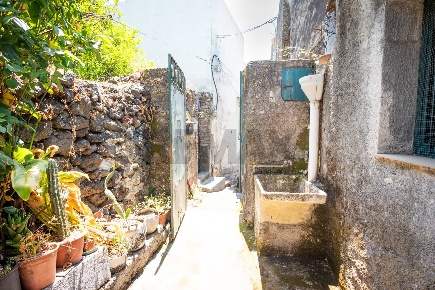 Foto Casa indipendente in Vicolo Soldato Leone Alfio 13 -14, Aci Bonaccorsi