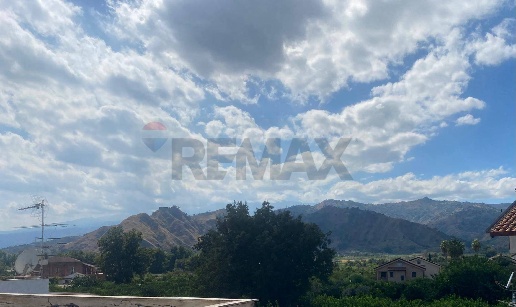 appartamento in vendita a Taormina in zona Trappitello