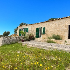 Foto Rustico in Contrada Cuturi s/n, Scicli Centro di 170 m² con 5 locali