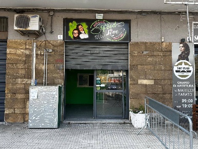 Foto Locale commerciale in via fanti d'italia 9, Catania di 40 m²