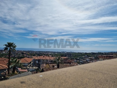 Foto Appartamento in via maesano 17, Aci Catena Centro di 55 m² in vendita