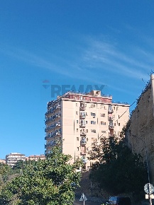 Foto Appartamento in Via Libertà 93, Enna Centro di 153 m² con 7 locali