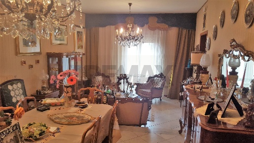 Foto Casa indipendente in Via Isola Dranza 4, Calascibetta Centro di 157 m²
