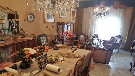 Foto Casa indipendente in Via Isola Dranza 4, Calascibetta Centro di 157 m²