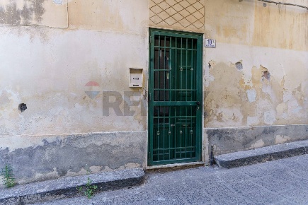 Foto Casa indipendente a Motta Sant'Anastasia di 112 m² con 6 locali