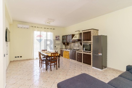 Foto Appartamento in Via Faraci 92, Catania Picanello di 88 m² con 3 locali