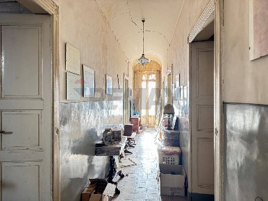 Foto Appartamento in VIA CAMPIONE 10, Adrano di 149 m² con 8 locali