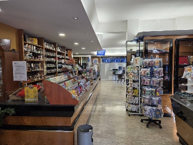 Foto Attività commerciale in Via Francesco Ferdinando D'avalos 59, Pescara