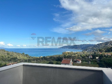 Foto Attico in Contrada San Martino snc, Capo d'Orlando di 80 m² in vendita