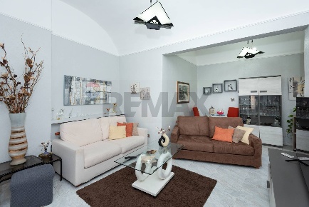 Foto Appartamento in Via Naumachia 119, Catania Centro Storico di 120 m²