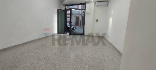 Foto Attività commerciale in VIA MADONNA DELLA VIA 17, Caltagirone Centro
