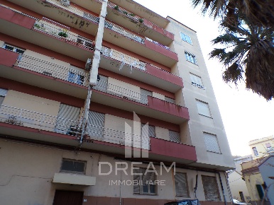 Foto Appartamento in Via San Rocco, Cagliari Villanova di 102 m² in vendita