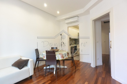 Foto Appartamento in Via Agostino Monti 14, Savona Centro Storico di 110 m²