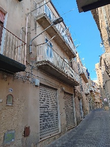 Foto Case semi ndipendenti in Via Mercato 442, Enna Centro di 280 m²