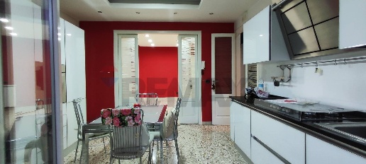 Foto Appartamento in VIA GIORGIO ARCOLEO 154, Caltagirone Centro di 106 m²