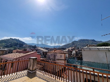 Foto Casa indipendente in via Nino Bixio 30, Francavilla di Sicilia