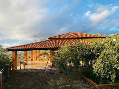 Foto Villa unifamiliare in CONTRADA CANNATELLA SNC, Adrano di 120 m²