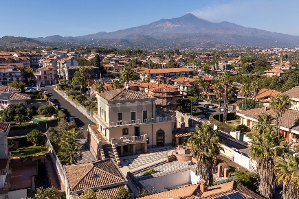Foto Villa unifamiliare in Luigi Capuana 10, Aci Sant'Antonio Centro
