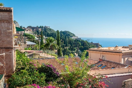 Foto Appartamento in Corso Umberto 198, Taormina Centro di 166 m²