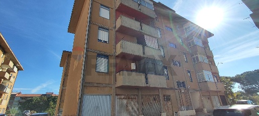 Foto Appartamento in VIA FILIPPO PALADINI 7, Caltagirone Centro di 133 m²