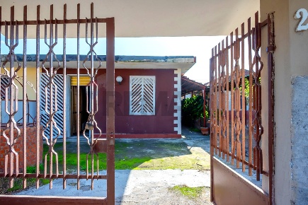 Foto Villa unifamiliare in Via Asparago, Catania Villaggio Paradiso