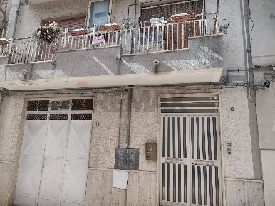 Foto Casa indipendente in Via Alessandro Manzoni 10, Mirabella Imbaccari