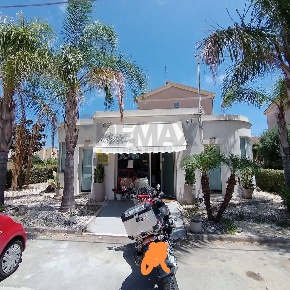 Foto Locale commerciale in via Bulgaria 9, Siracusa di 40 m² con 2 locali