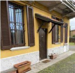 Foto Appartamento in Via S. MAURIZIO AL LAMBRO, Brugherio Centro di 104 m²