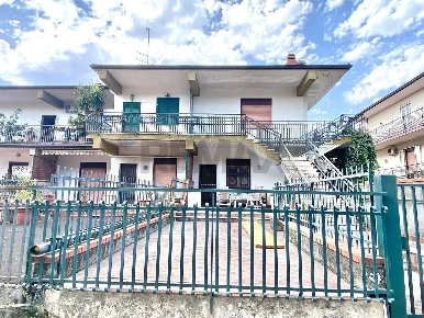 Foto Case semi ndipendenti in via ercole patti 18, Trecastagni di 75 m²