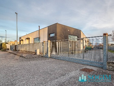 Foto Capannone industriale in Via Sant'agata 51/B, Mariano Comense