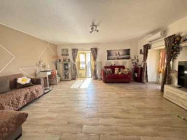 Foto Appartamento in VIA CICERO 16, Catania Cibali di 78 m² con 4 locali