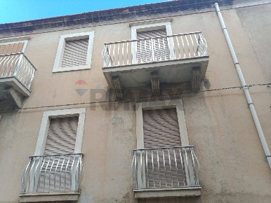 Foto Appartamento in Via Mario Rapisardi 54, Ragusa Centro di 83 m²