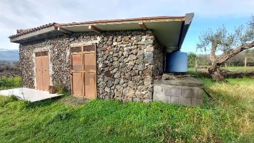 Foto Terreno agricolo in c.da Gaeto, Castiglione di Sicilia di 3600 m²