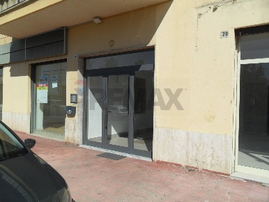Foto Appartamento in Via Paladini 18, Caltanissetta Centro di 107 m²
