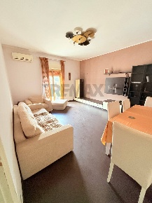 Foto Appartamento in Via Gravina 30, Giarre Centro di 98 m² con 3 locali