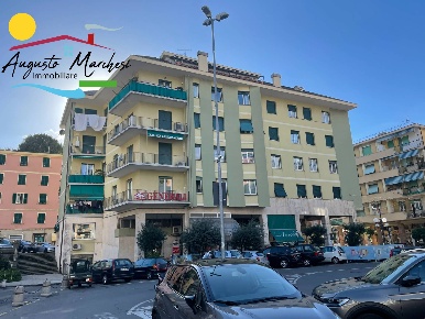 Foto Appartamento in PIAZZA SAN GIOVANNI BONO 39, Recco Centro di 180 m²