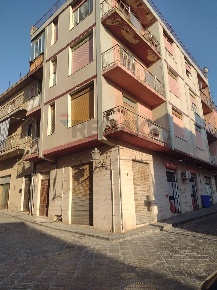 Foto Appartamento in Via G.ppe Alongi 5, Mirabella Imbaccari di 135 m²