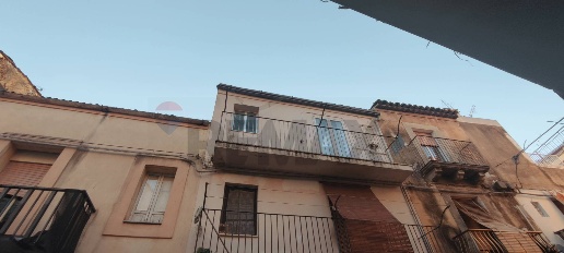 Foto Appartamento in VIA STELLA 76, Caltagirone Centro di 57 m² in vendita