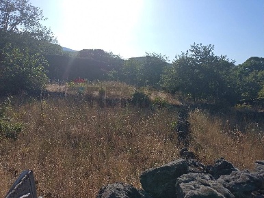 Foto Terreno residenziale in via mareneve 80, Linguaglossa di 851 m²