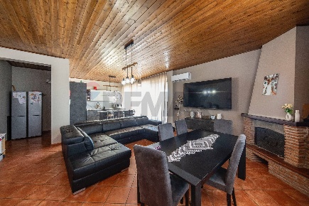 Foto Appartamento in Via Mariani 56, Catania San Giovanni Galermo di 185 m²