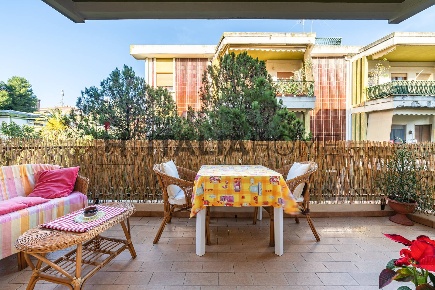 Foto Appartamento in via Garbino, Cagliari Quartiere del Sole di 120 m²