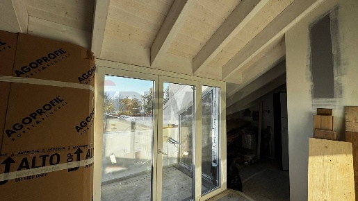 Foto Appartamento in Via Delle Rose 14, Milano Lorenteggio di 83 m²