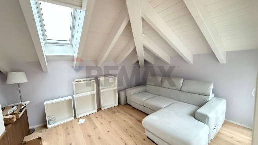 Foto Appartamento in Via Delle Rose 14, Milano Lorenteggio di 83 m²