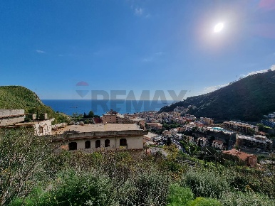 Foto Casa indipendente in crocifisso, Taormina Villagonia di 840 m²