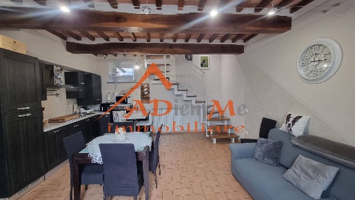 Foto Agriturismo in Via Niccolini, San Giuliano Terme di 65 m² con 2 locali
